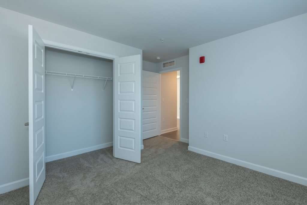 Alexander at 1090 Apartments