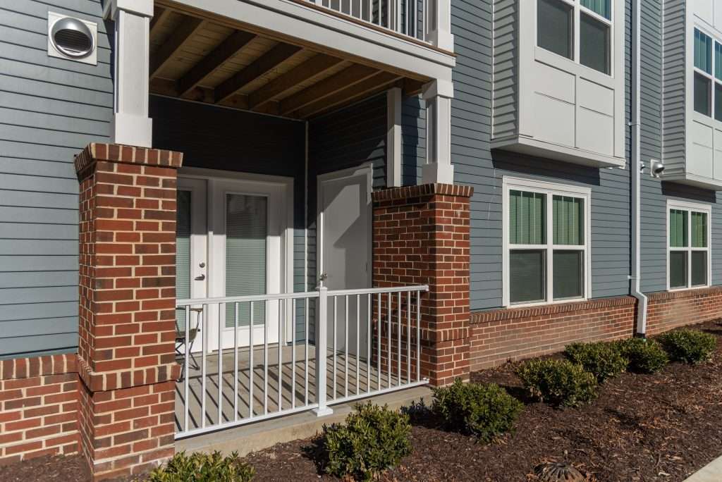 Alexander at 1090 Apartments