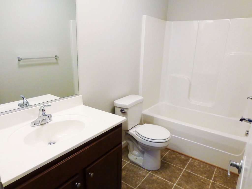 Baker Woods Apartments - Virginia Beach