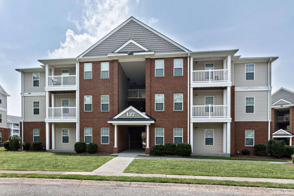 Belle Hall Apartments - Portsmouth, VA