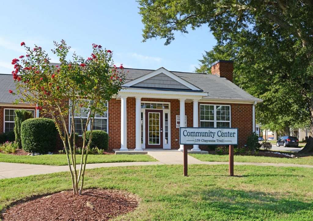 Belle Hall Apartments - Portsmouth, VA