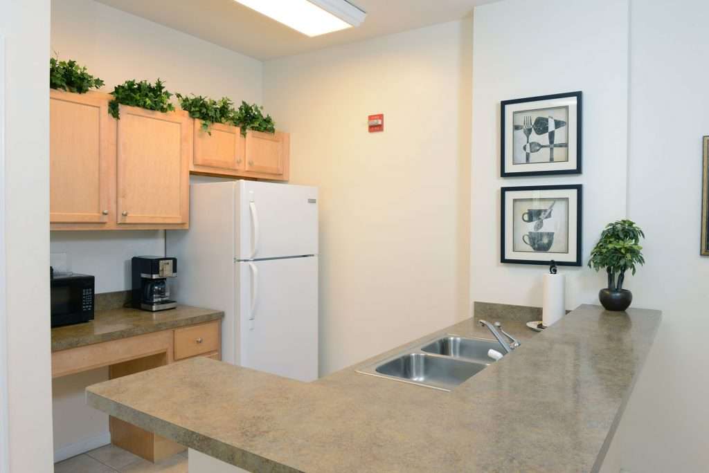 Belle Hall Apartments - Portsmouth, VA