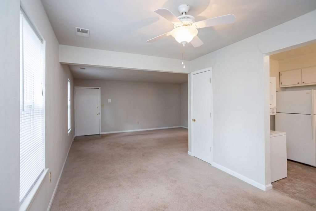 Kingsbridge North Apartments - Chesapeake