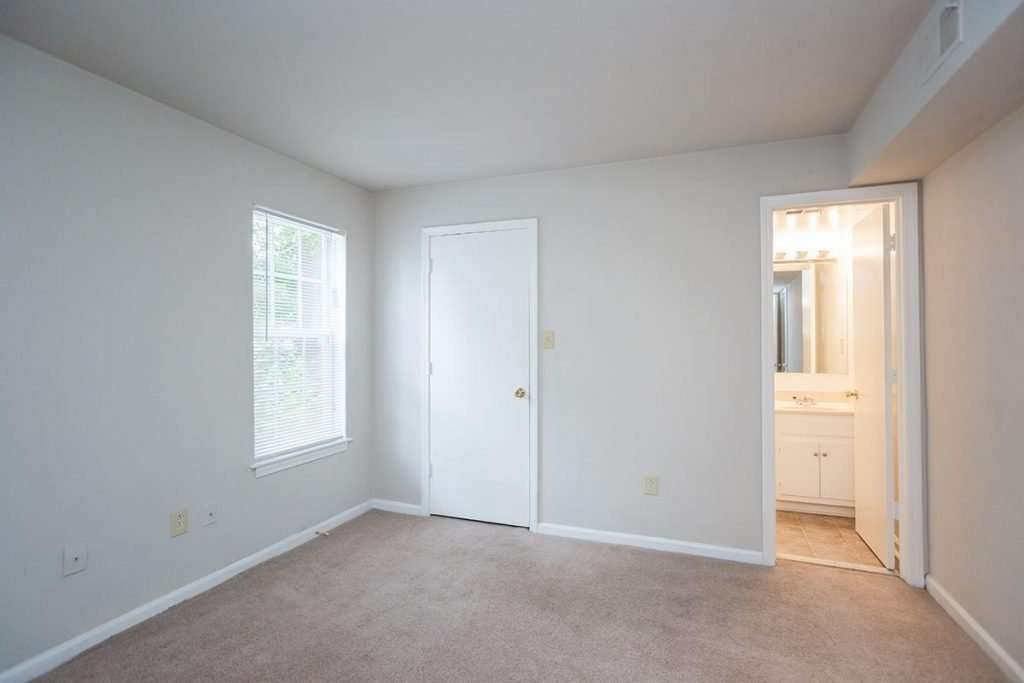Kingsbridge North Apartments - Chesapeake